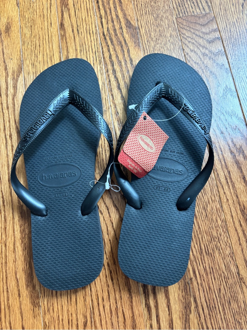 Havaianas Classic Black Flip Flops size 11/12 NEW
